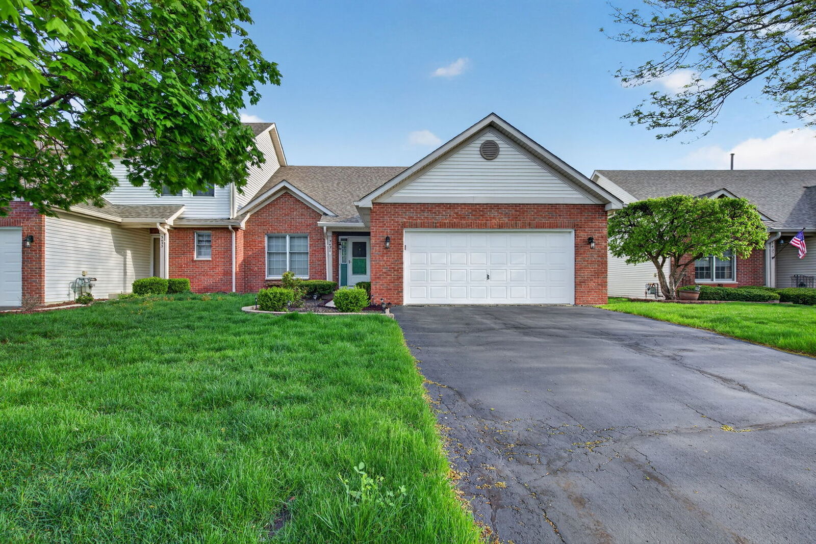 Property Photo:  3431 Lake Side Circle  IL 60431 