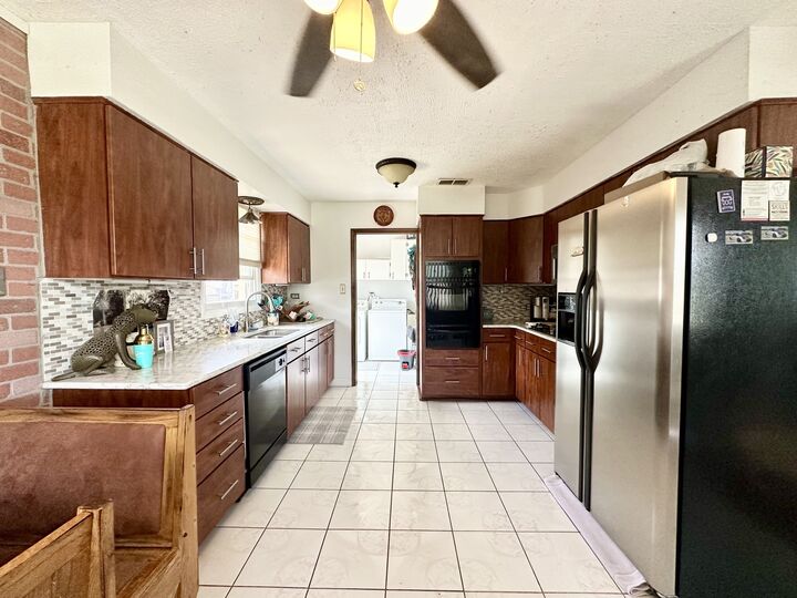 Property Photo:  8404 S 79th Avenue  IL 60458 