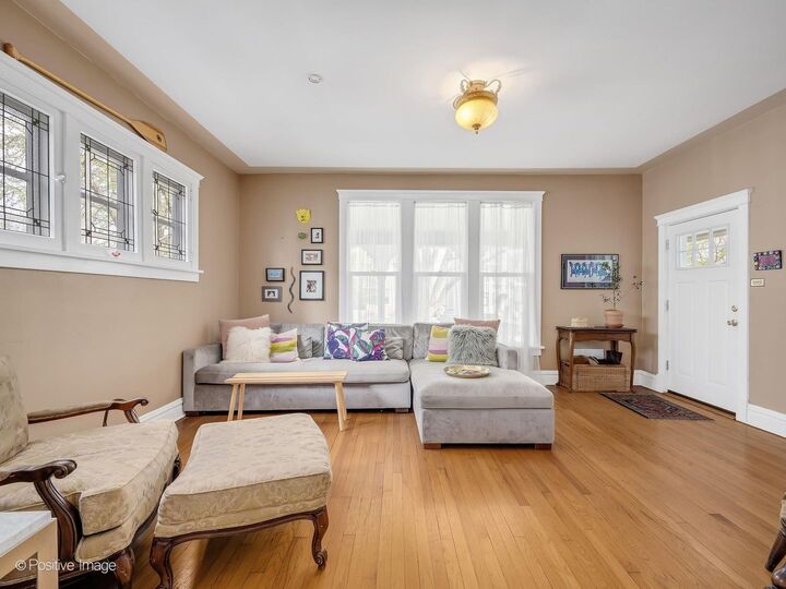 Property Photo:  24 N Kensington Avenue  IL 60525 