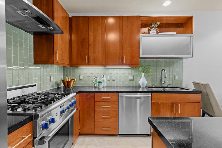 Property Photo: 2025 S Street 202 CA 95811