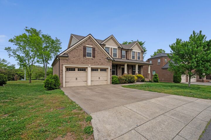 Property Photo:  421 Valley Spring Dr  TN 37122 