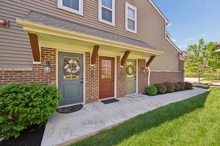 Property Photo:  848 Yorkshire Drive  KY 41001 