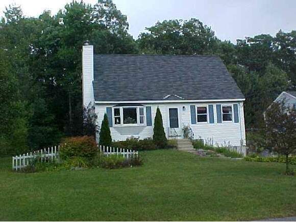 Property Photo: 30 Castle Drive NH 03106