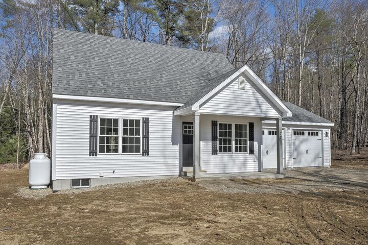Property Photo:  5 Asheley Avenue  NH 03451 