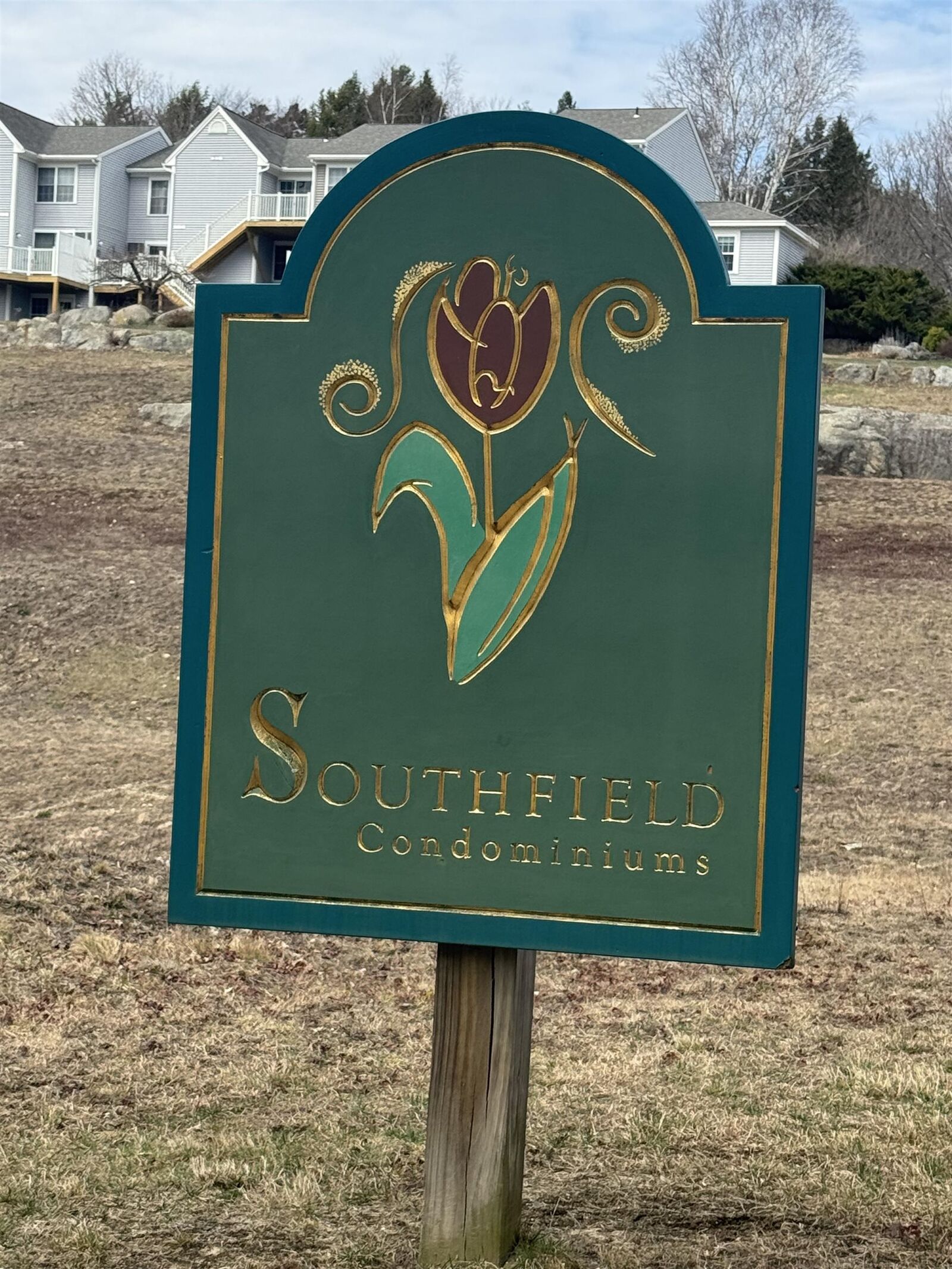 Property Photo:  606 Southfield Lane  NH 03458 