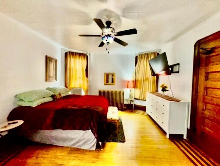 Property Photo:  1464 Minnehaha Ave W  MN 55104 