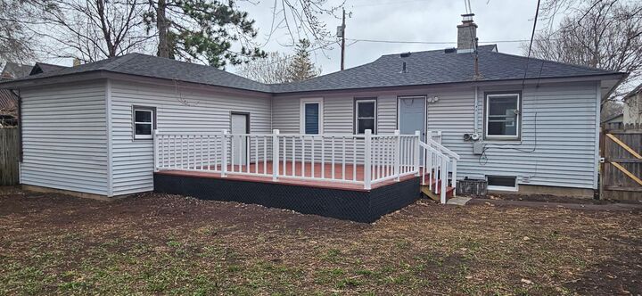 Property Photo: 809 10th Avenue N MN 56303