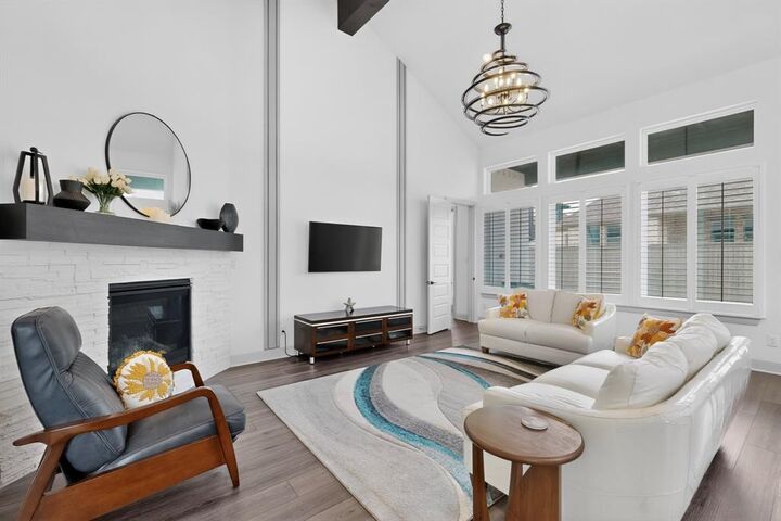 Property Photo:  200 W Shetland Lane  TX 76247 