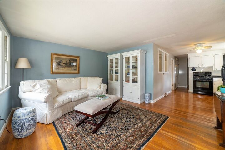 Property Photo:  9 Briarcliff Street  MA 01602 