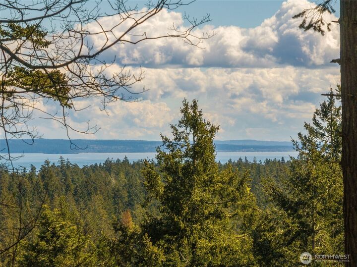 Property Photo:  186  South Ridge Road  WA 98221 