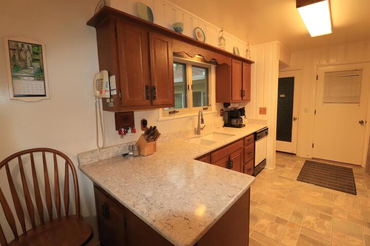 Property Photo:  541 North Arch Street  WI 53548 