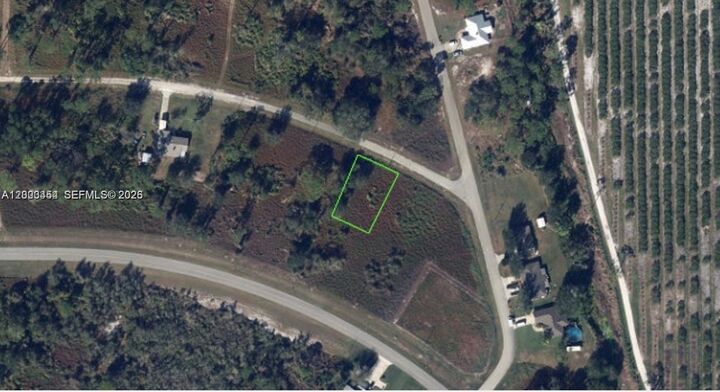 Property Photo:  567 NE Farrell Drive  FL 33852 