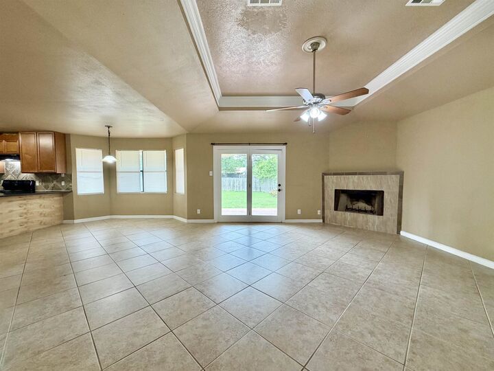 Property Photo:  127 Timbercreek  TX 77657 