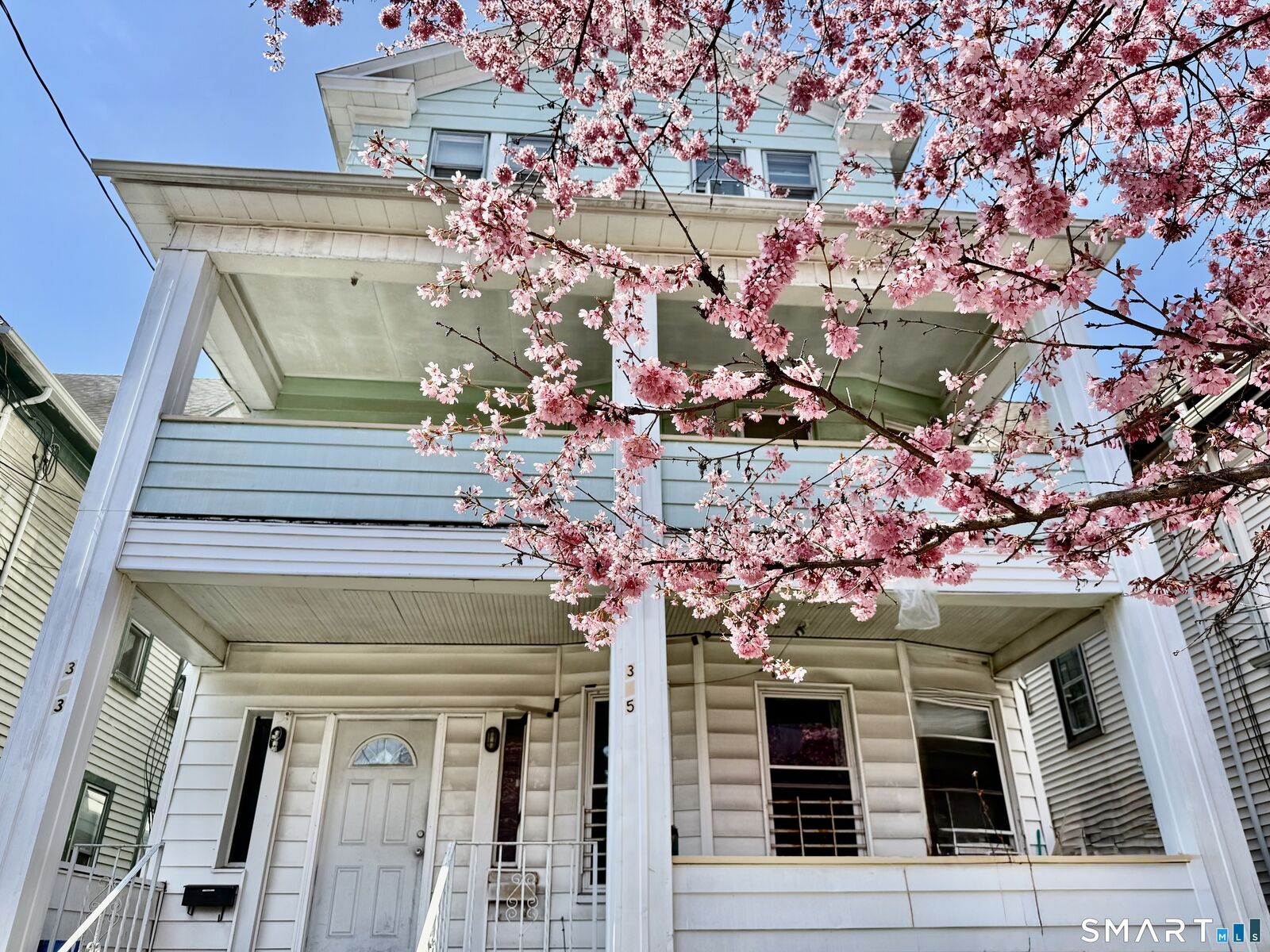 Property Photo:  343-345 Park Avenue  CT 06604 