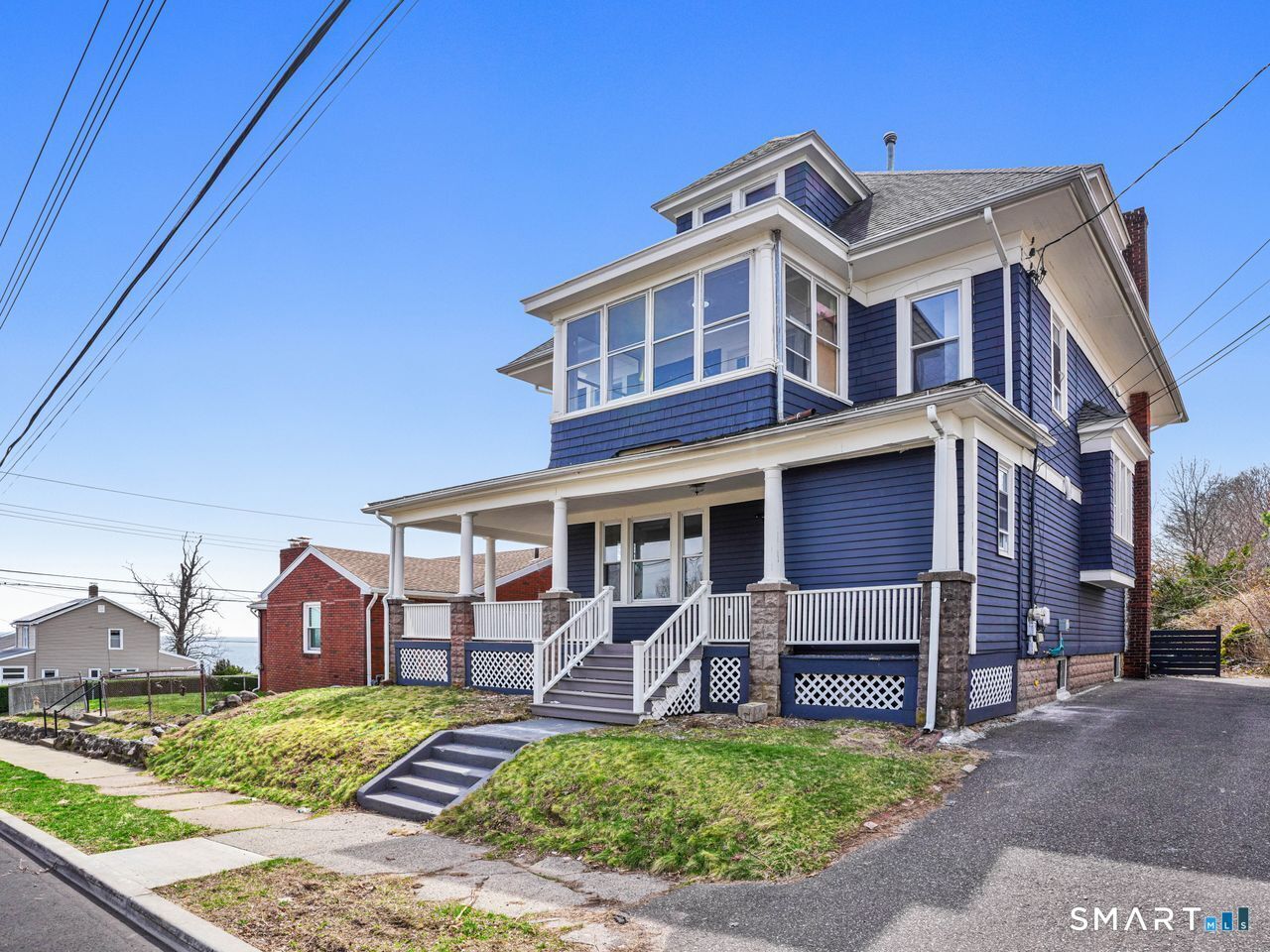 Property Photo:  102 Dawson Avenue  CT 06516 