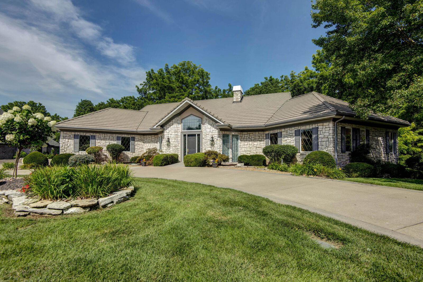 Property Photo:  458 S Oaks Drive  MO 65809 