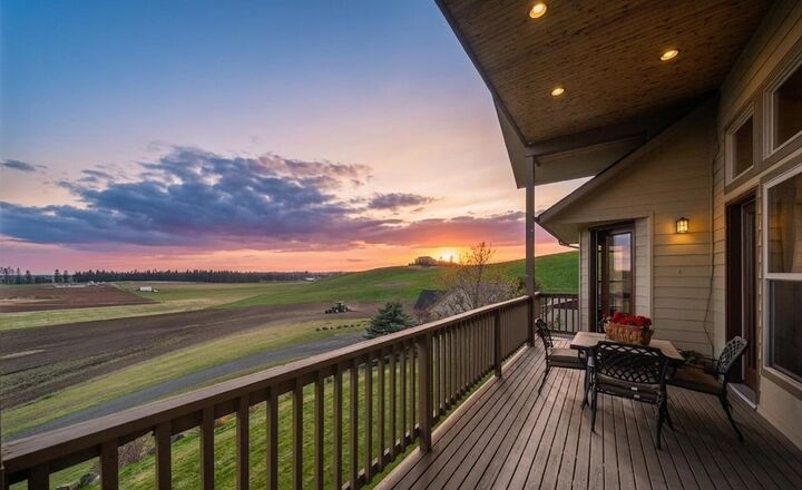 Property Photo: 12920 S Andrus Rd WA 99004
