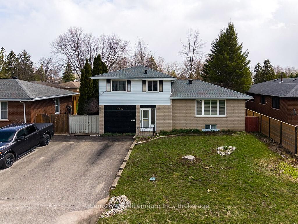 Photo de la propriété:  555 Spruce Street  ON L9Y 3H9 