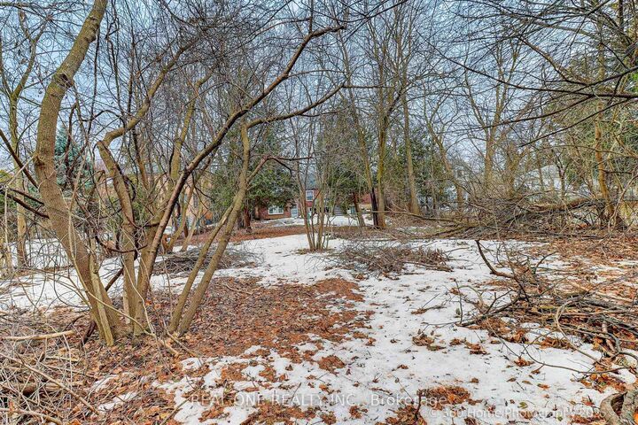 Property Photo:  212 Cummer Avenue  ON M2M 2E7 