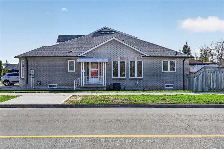 Photo de la propriété:  1348 Lillico Crescent  ON K9K 2K9 
