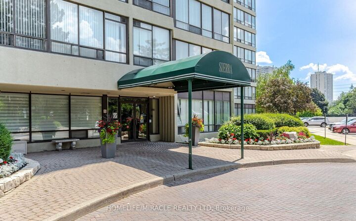 26 Hanover Road 401 — photo 1