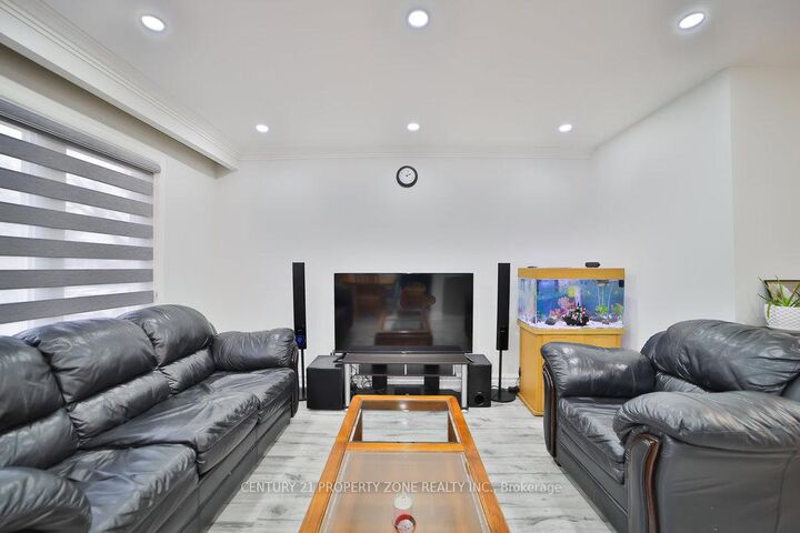 Property Photo: 47 Brisco Street ON L6V 1X1