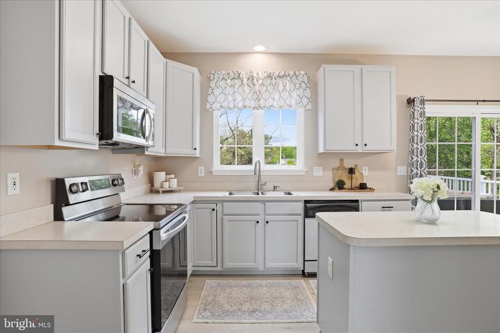 Property Photo:  244 Kimberwicke Drive N  WV 25414 
