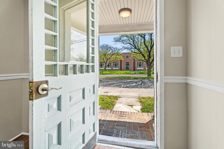 Property Photo:  225 Broad Street  MD 21801 