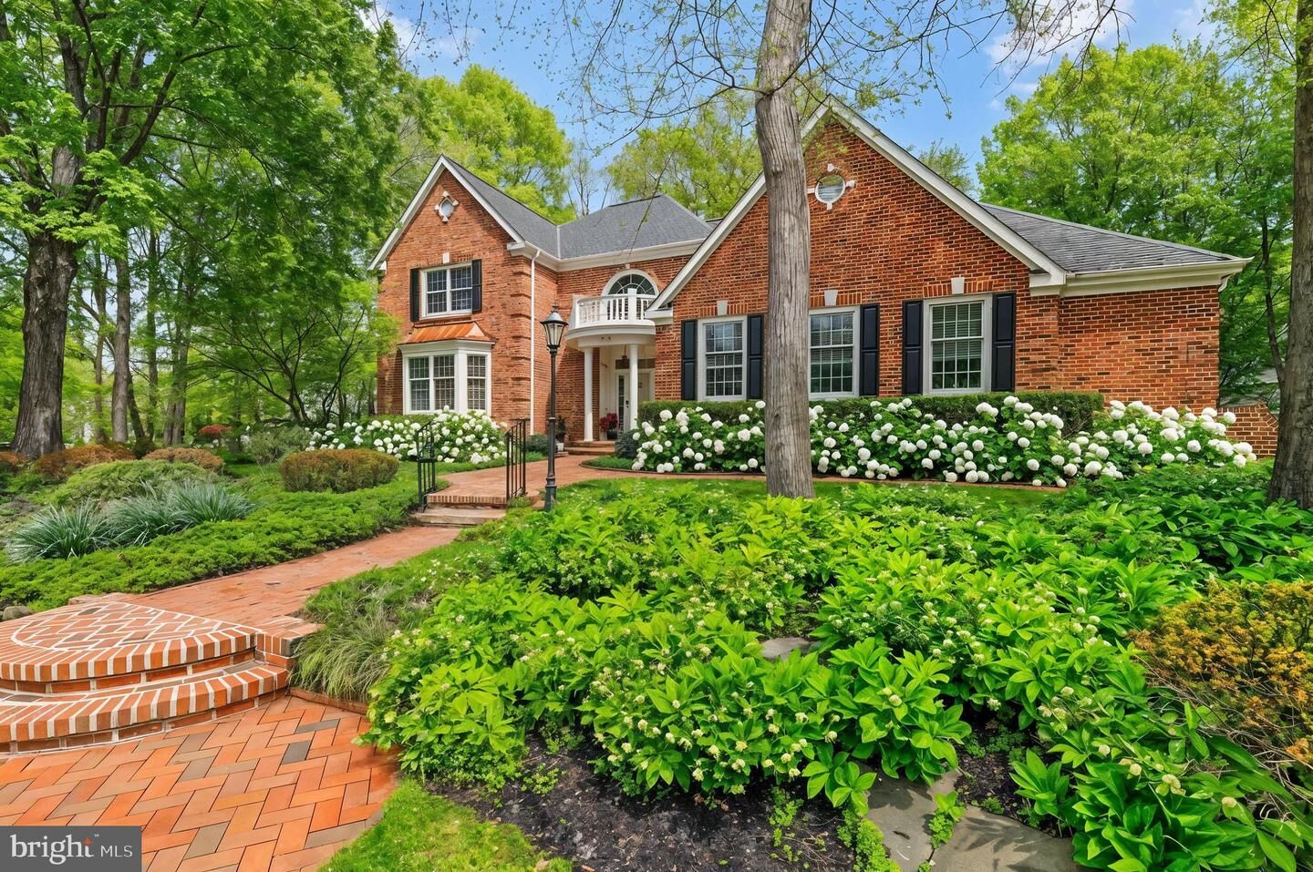 Property Photo:  44 Stanwyck Road  NJ 08054 
