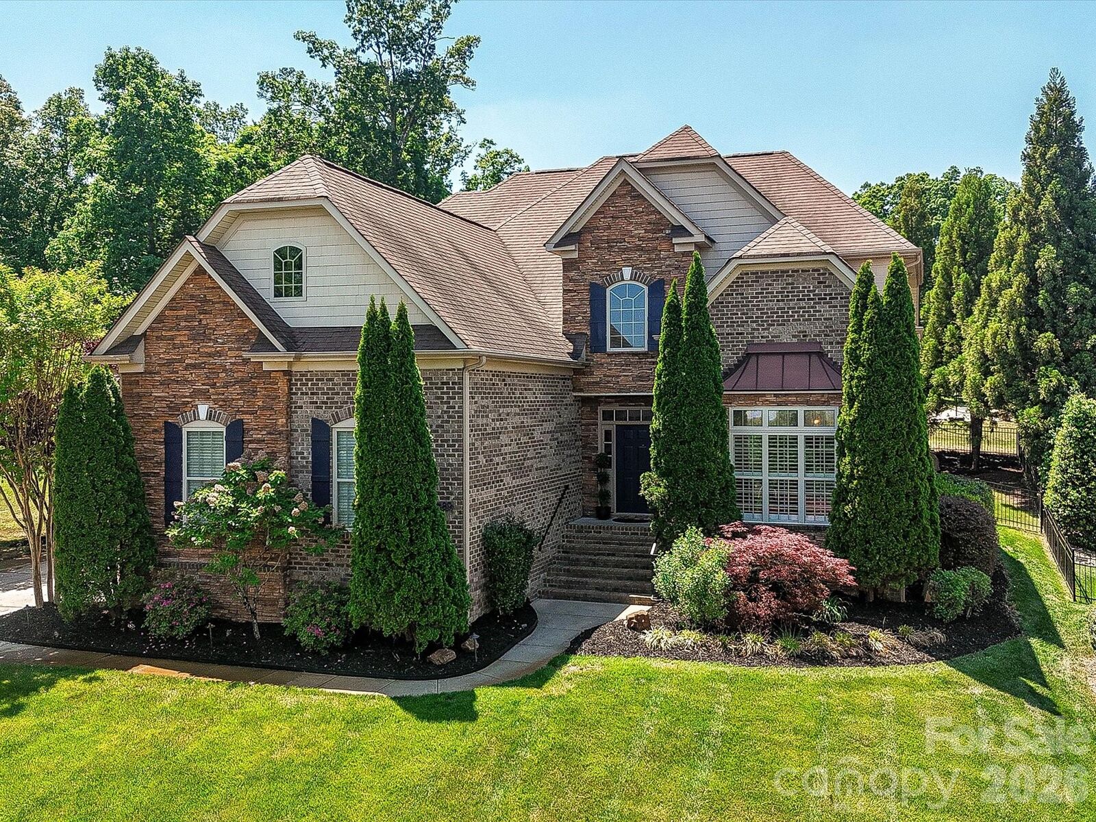 Property Photo:  4089 Tonbridge Court  NC 28075 