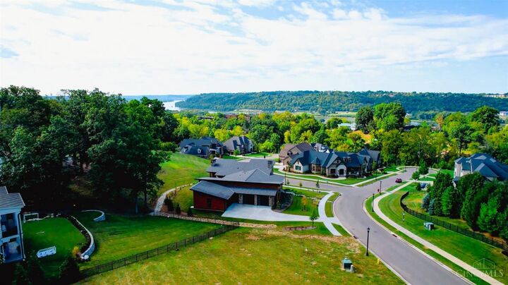 Property Photo:  2531 Grandin Road  OH 45208 