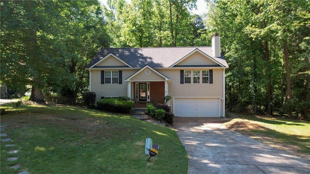 Property Photo:  192 Lakeover Circle  GA 30607 
