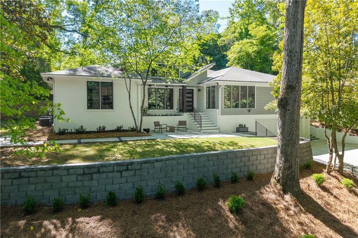 Property Photo:  538 Spring Valley Road NW  GA 30318 