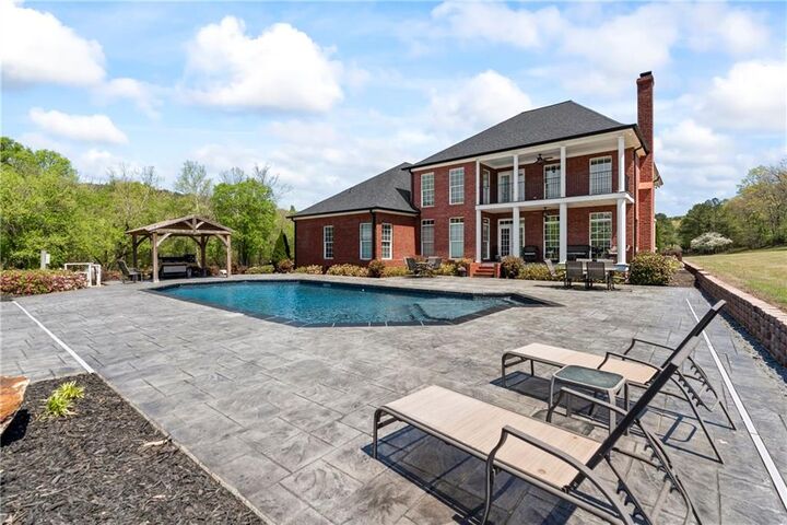 Property Photo: 175 Tom Jones Road GA 30145