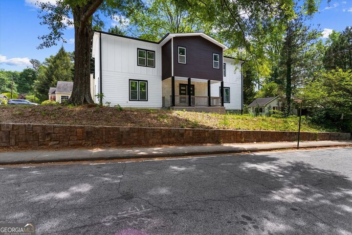 Property Photo:  1081 Napier Street SE  GA 30316 