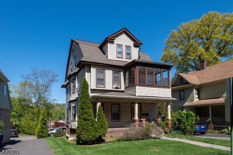 Property Photo:  329 Academy St  NJ 07079 