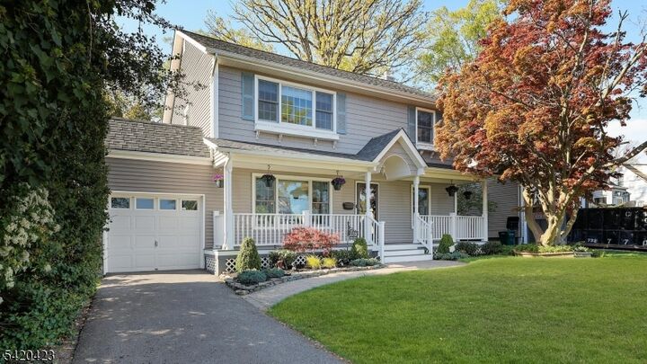 Property Photo:  156 Mohawk Dr  NJ 07016 