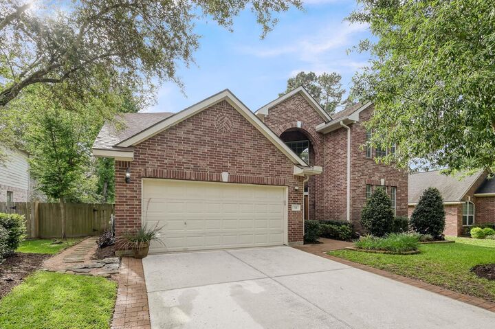 Property Photo:  34 W Prairie Dawn Circle  TX 77385 