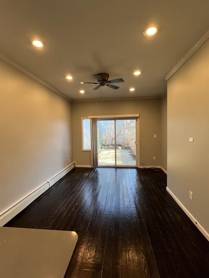 Property Photo:  96 Reservoir Ave 1R  NJ 07307 