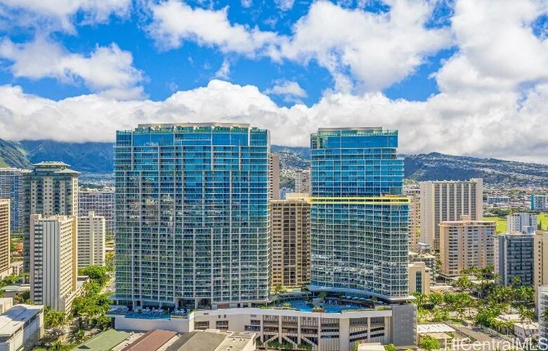 Property Photo:  2139 Kuhio Avenue 2701-2711  HI 96815 