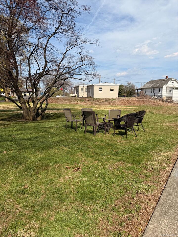 Property Photo:  6 Quelch Avenue  NY 10980 