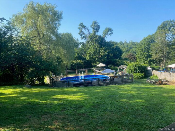 Property Photo:  8 Olive Drive  NY 10541 