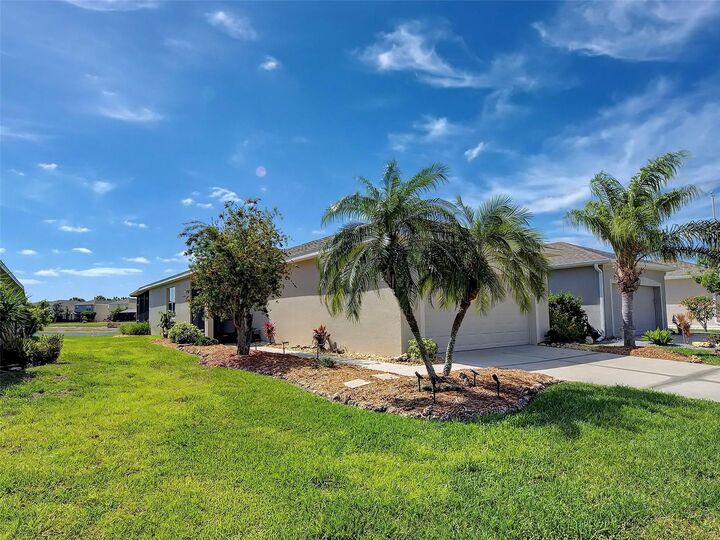 Property Photo:  11993 Tempest Harbor Loop  FL 34292 