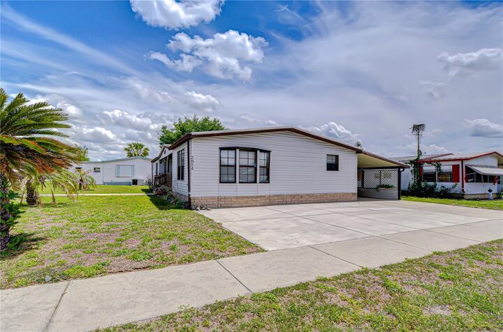 Property Photo:  3934 Sarah Drive  FL 33543 