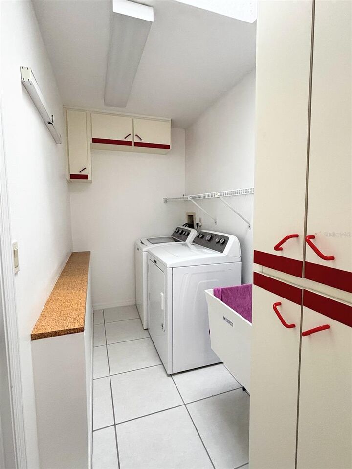 Property Photo:  1503 Overland Drive  FL 34608 