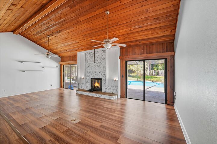 Property Photo:  416 Haverlake Circle  FL 32712 