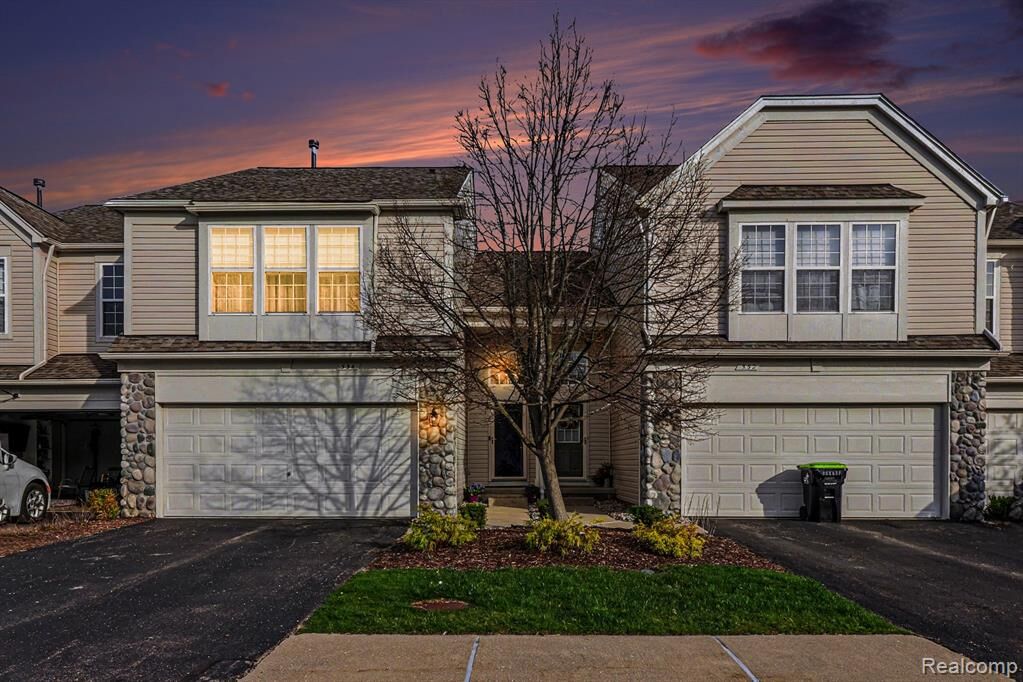 Property Photo:  534 Dockside Circle  MI 48442 2025 