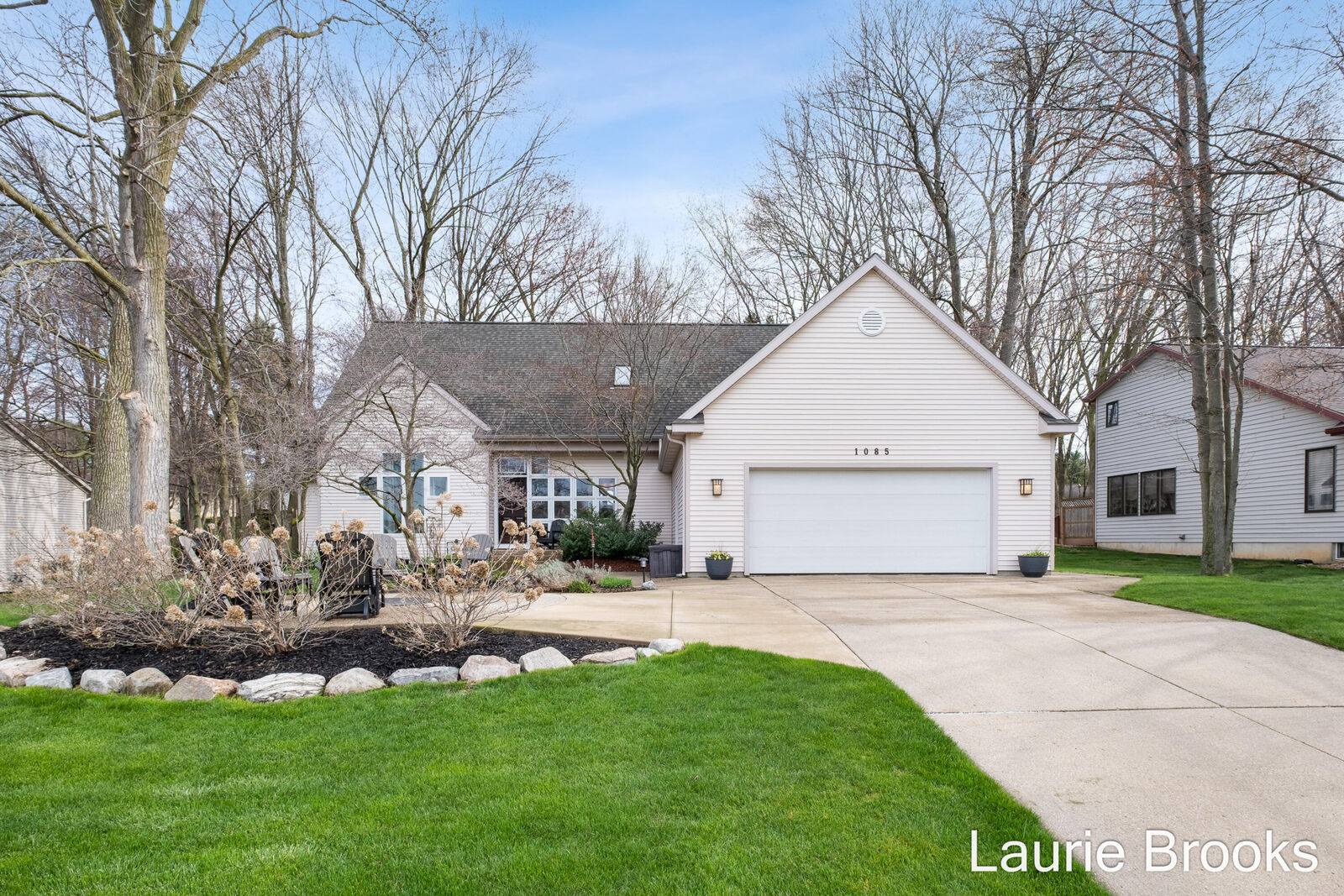 Property Photo:  1085 Runway Drive SW  MI 49315 