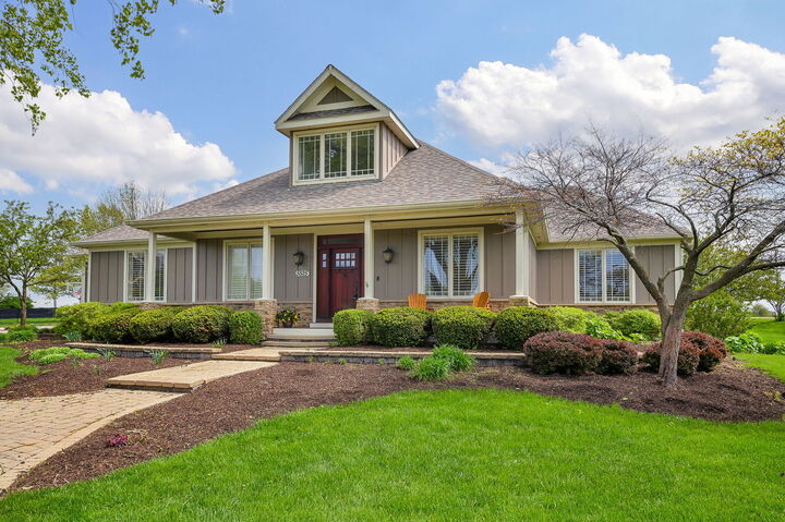 Property Photo:  5525 Bluestem Court  IL 60543 