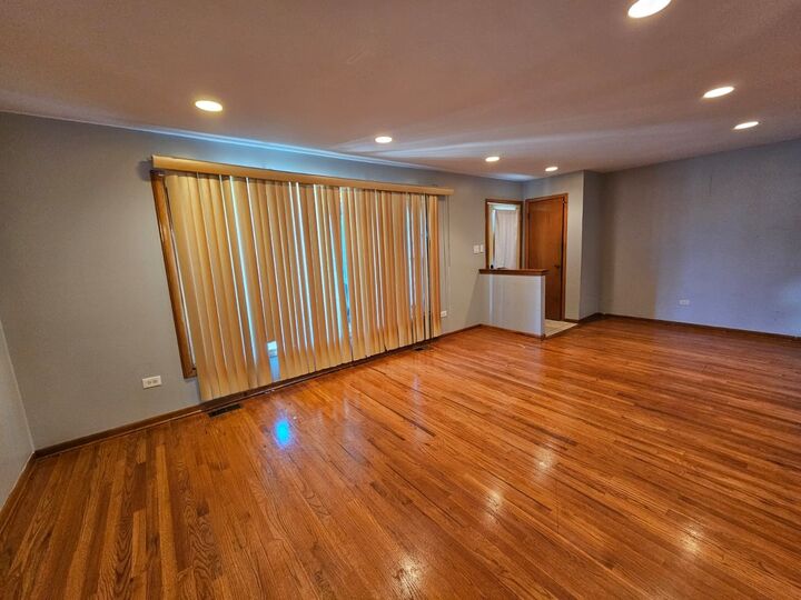 Property Photo:  18019 Ravisloe Terrace  IL 60478 